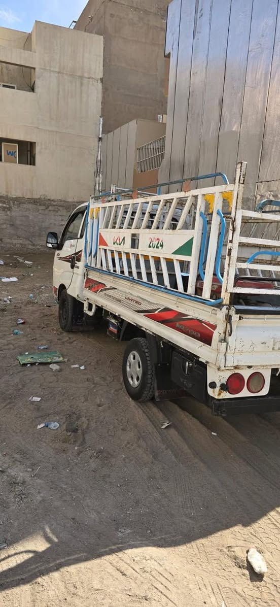 سلام عليكم من رخصت ادمن
كيا للبيع 
موديل 2013
محرك 2700
كير ومكينه وشاصي وقماره بشرط
رقم صلاح الدين  شرط تحويل
عنوان كركوك 
سعر دفتر وبي مجال
***********
