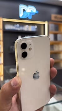 ايفون 12 عادي بطاريه 91 مامفتوح الجهاز وتر  ذاكره 128 دبل سيم كارت الج...