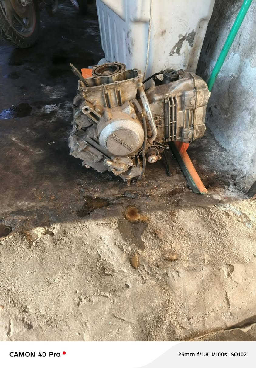 دراجه هوندا 2003
نظيفه مابيه شي
بدون اوراق
مكان فلوجه


**إذا كنت صاحب هذا الإعلان وتريد حذفه لأي سبب، رجاءا أرسل رسالة إلى الدعم الفني**