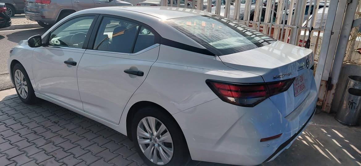 نيسان سنترا موديل 2024
ماشي 2 الف فقط..
موصفات..بصمة..رادار..
استشعار جانبي..حساس..
وتوقف ذاتي خلفي..شاشة 
وكاميرا..تحكمات استيرن..
حادثها جامرلغ وبونيد..بدون 
دواخل..حتى دعامية بلادي..
رقم كاتى..يترقم اربيل وسليمانية 
صور الحادث داخل المنشور..
سعر 130$..
***********
