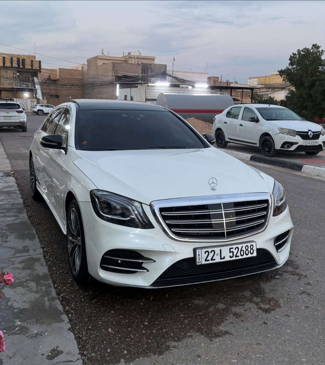 السلام عليكم
للبيع Mercedes S550 باب طويل

موديل 2017

مكينه 8 سلندر

بانوراما  

٥ بردات

حساسات 360 

رادار امامي

رادار خلفي

كشن تدفئه و تبريد

كشن يفتر ويه لستيرن

كشن مساج

داخل دزاينو 

دركه s63

عطر بجكمجة 

بصمه ابواب 

ابواب شفط

بصمه تشغيل 

جكات تنزل وتصعد

داخل لدات ٧ الوان

ويل 20 

جنطه كهرباء

ماشيه 100الف

وارد امريكي حادثها بنيد مبدل نفس الون وبيه باب خلفي كلير فقط 

كت كامل مال 2020

مكينه وكير مكفولات بوضع الشركه (صفر مسج)

السعر 41

للاستفسار: ***********
