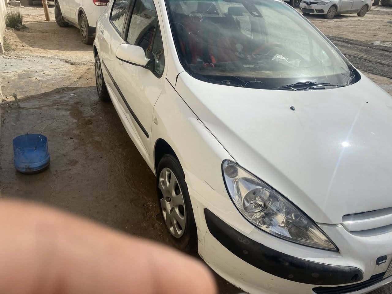 بيجو307مكفولة من صبغ وتبديل محرك وكير مكفولات حدادية جديدة كهربائيات جاهزة تخم تاير سعر 43وبي مجال ***********
