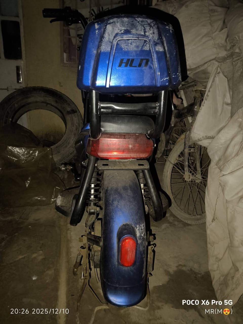 السلام عليكم دراجة شحن للبيع بطاريات تعبانة وتاير امامي سعرهة 200بيه مجال عنوان بسماية دور زراهة


**إذا كنت صاحب هذا الإعلان وتريد حذفه لأي سبب، رجاءا أرسل رسالة إلى الدعم الفني**