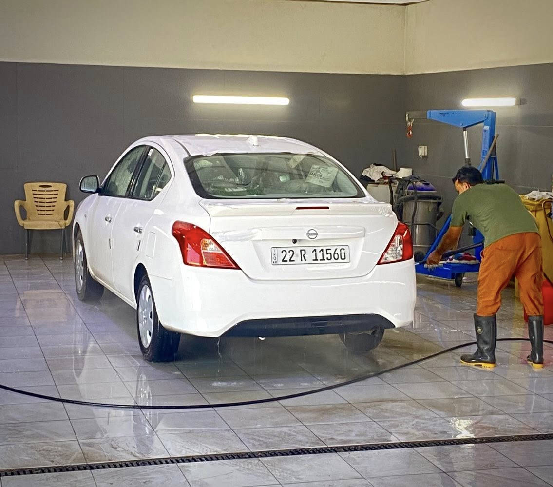 السلام عليكم نيسان هندي بليته زركه للبيع 2024 كفاله عامه كير محرك تبريد ماشيه 35 الف الشباك الجديد بيها شخوط بسيطه جدا سعرها ١٢٦ بيها مجال بسيط مكاني دوره ***********
