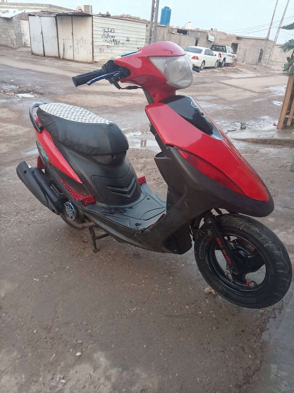 السلام عليكم دراجه ماكس للبيع دارجه جاهزه كهربايات كله شغاله دبل خلفي مزود دراجة ما مفتوحه عل فحص سعر650وبيه مجال قليل متواجد واتساب ***********
