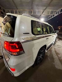 ‏ لاند كروز موديل 2021 ساز فول مواصفات بالنسبة لل 6 سلندر محرك 4،600  ...