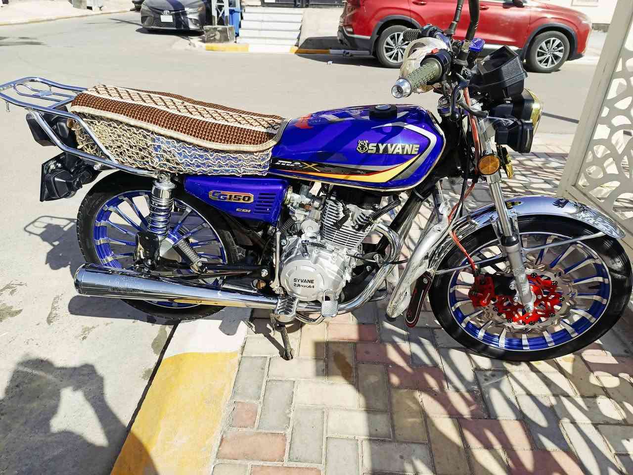 ياألله🤍🤲
السلام عليكم ورحمه الله وبركاته 
 ايراني سيفان ابو ختم اصلي للبيع نضافة كدام عينك
لون  مميز ازرق💙
سويج+بصمه +بصمه تشغيل عن بعد
 محرك(150)حقيقي 
موديل(2025) على وضع الشركة
  صالنه كاتم😃 
غير متواجد خاص •••• 
للاستفسار...***********
مكاني🏠.الفلوجه/معلمين الثانيه••📍
