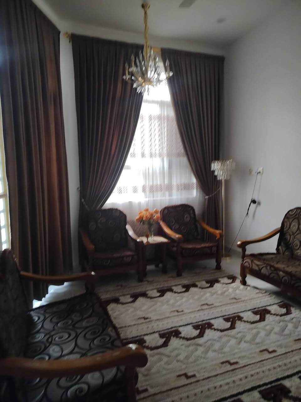 السلام عليكم مشتمل للبيع عميشه خاجيه 100طولاني طابق واحد للاستفسار الاتصال ***********
