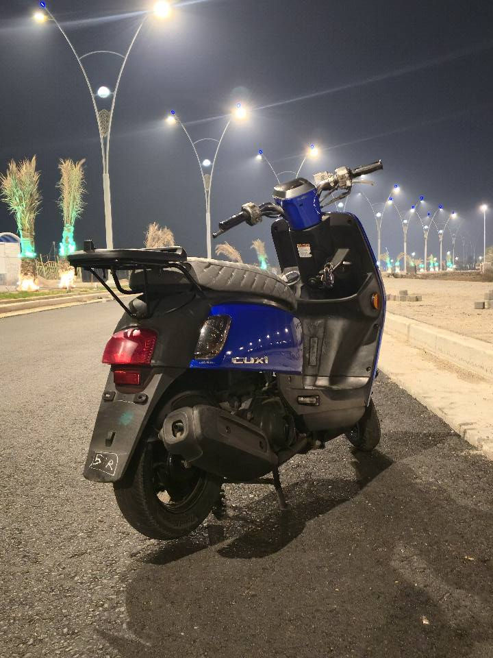 بوليسي مسطره
دراجه شعتلها تخبل مكينه نظيفه مامفتوحه كهربايات كلها شغاله كفرات بلاد مختمه دراجه كامله من كلشي

السعر 💸💸 ... وتساب .. ***********

مكلف بالنشر
