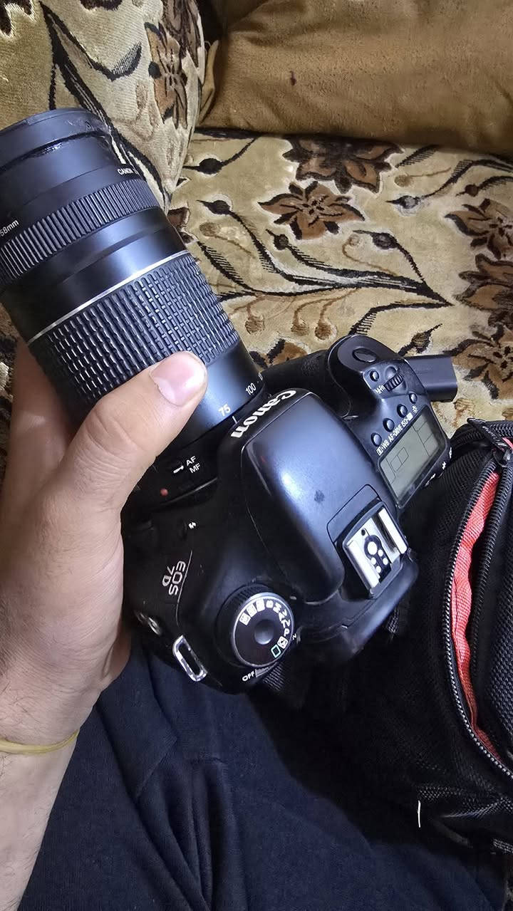 كامره للبيع كانون تصويرها عالمي وحلوه كلش الكامره.
كانون 7000
تصوير عالمي الدقه فد شيء 
اليريد يشوف صورتها خاص يجي رايد بس شراي لحد يجي يكسر بسعرها ويطلع 

العنوان ناصريه سوق الشيوخ العكيكه 

للاستفسار مراسلت الصفحا بس الشراي يجي ومع السلامه


**إذا كنت صاحب هذا الإعلان وتريد حذفه لأي سبب، رجاءا أرسل رسالة إلى الدعم الفني**