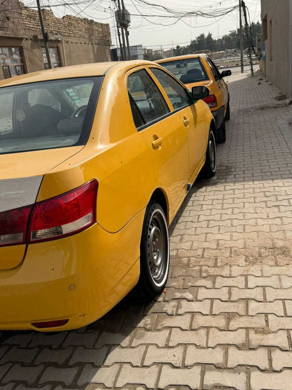 السلام عليكم
BYD 13      فول 1/1
كهربائيات صدر أمامي خلفي ما تصرف عليها ربع گبل للشارع بيه كفاله بيها طخه بسيطه بل باب خلف سايق ومامبينه تبريد عوزه غاز فقط ب اسمي مداور ثاني يوم 58 بيها مجال بسيط

 ***********
