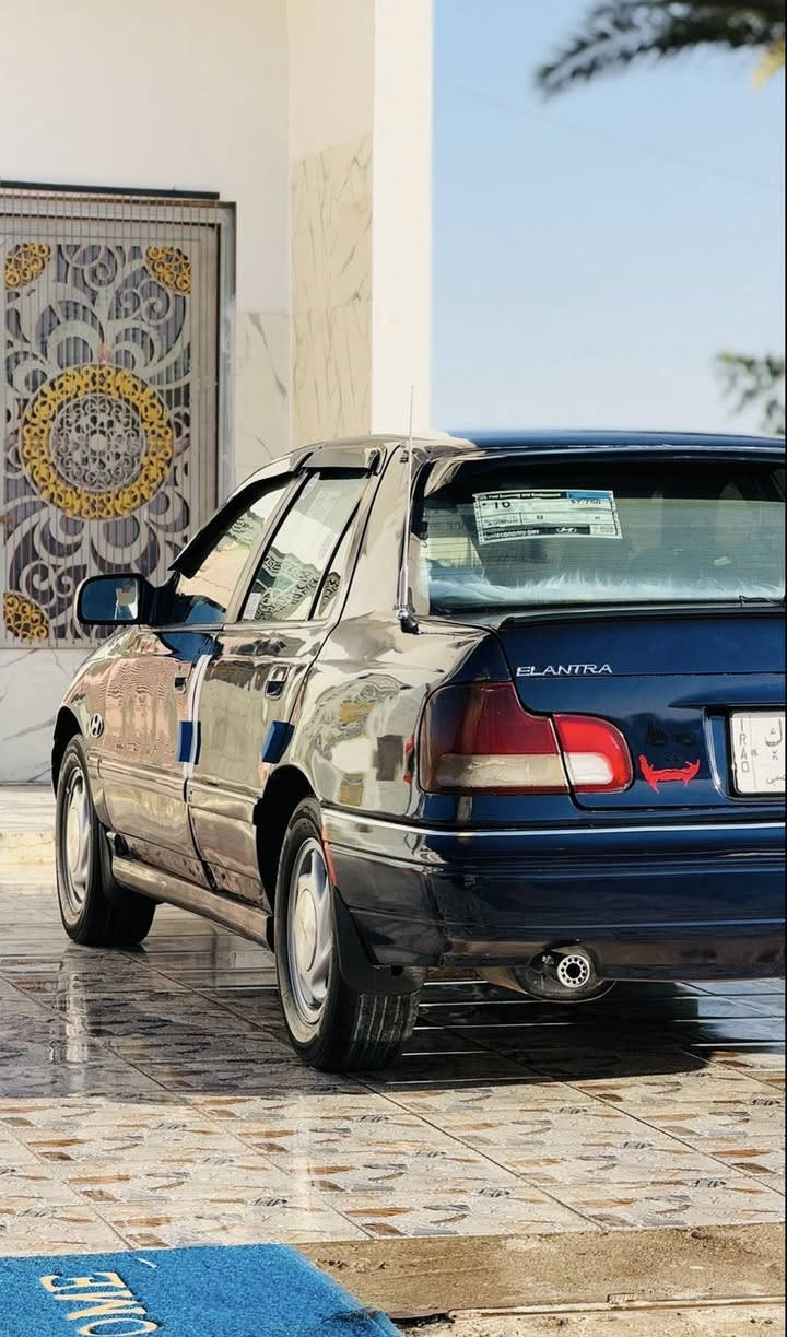 السلام عليكم للبيع الانترا دمعه دبل تريشه موديل1995 رقم بغداد تحويل مباشر مكينه مفتوح كير عادي سياره صبغ جماليه مكفوله من الحادث كير محرك شرط صدر جديد تخم تاير جديد ويل كب بلادي تبريد شغال🥶بس بي صوت بوربرن غرفته نضيفه بطاينه جداد سياره جاهزه مابيه نقص السعر35بي مجال مكانه تكريت رقم التلفون ***********
