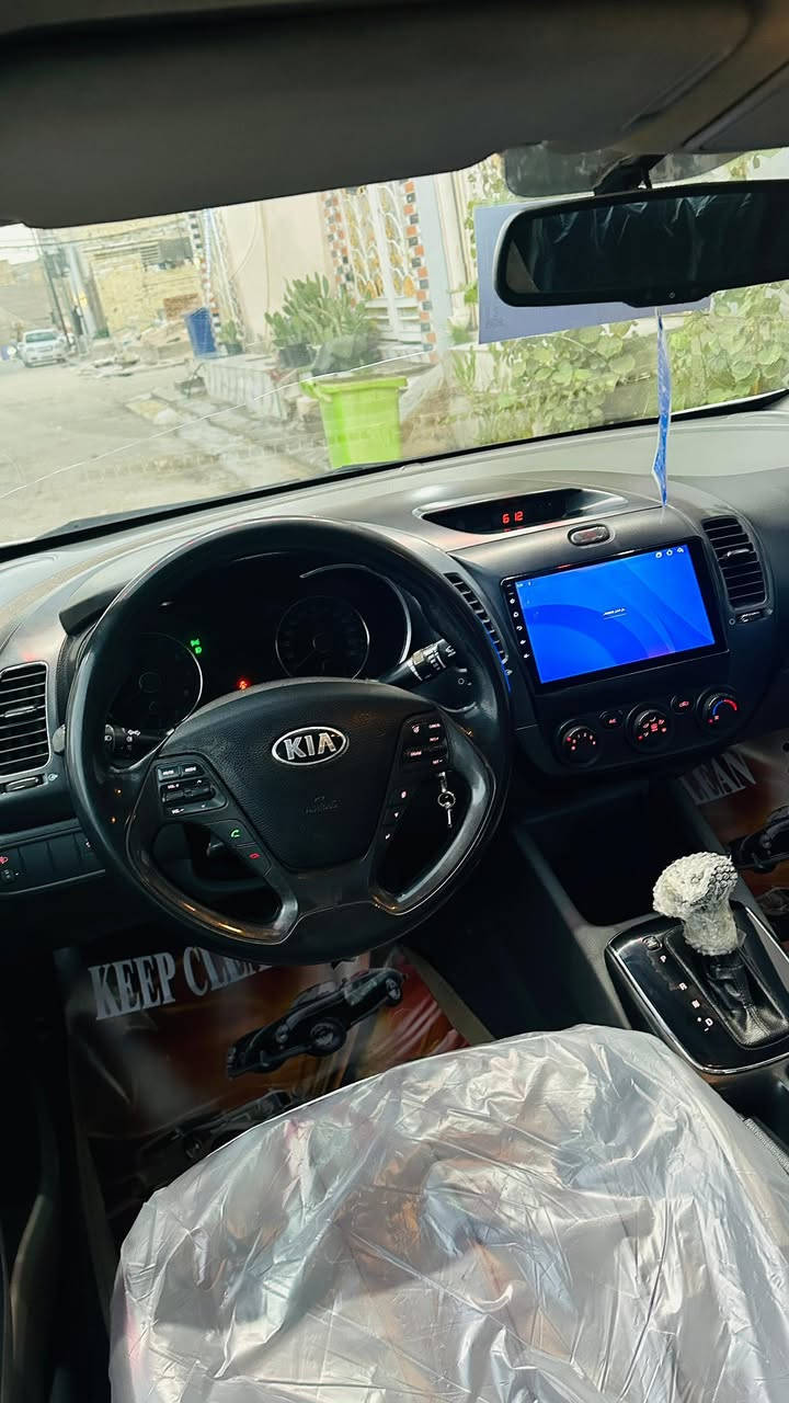 سيراتو خليجي موديل ٢٠١٧ فقط بارد بيه مكانات محرك ١٦٠٠ تخم تاير كير مكينه حداديه جديد السعر ١١٧ مكاني نجف حي المكرمة متواجد وتساب مدفوع فلوس الرقم للشركه مداور بيه وصل رقم اربيل ***********
