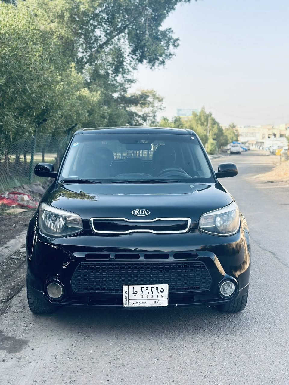 سلام عليكم صول موديل 2016 وارد أمريكي حادث جاملغ وباب رقم بغداد ماشيه 90  مكينه ٢٠٠٠ جاهزه كير ومكينه وحداديه وتخم تاير جاهزه ما نقصها شي  السعر ١١٠ وبيها مجال المكان بغداد البنوك رقم***********
