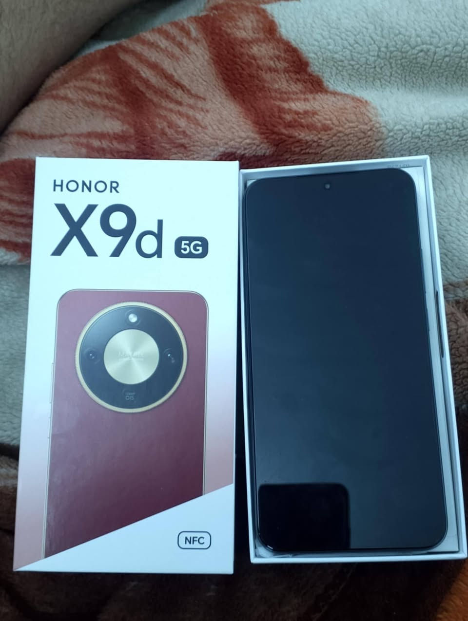 السلام عليكم تليفون للبيع هونر إكس تسعه دي ارقه نوعيه جهاز ضد كس ضد الماء الله شاهد مصاله سبوع من جبته بل كارتونه بعد ضمان بي جهاز جديده حيل سعره ٥٠٠ وبي مجال الطيبين خاص موجود أو هاذه رقمي ***********
