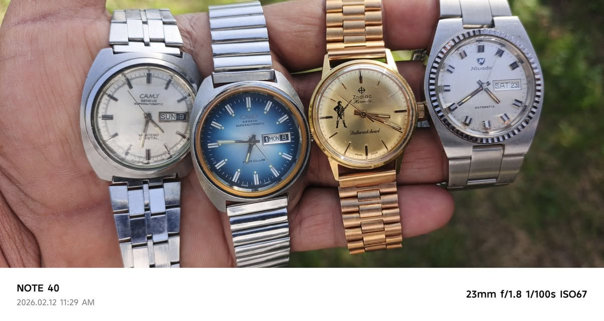 #السلام_عليكم 

ساعات مخزنه اوتماتيك #نيفادا_ديلمه_كامي_زودياك 

كل ماركه متوفر منها 20 قطعه يوجد احجام وأشكال مختلفه  
أقل كميه 10 قطع مفرد غير متوفر اعتذر منك 
الاستفسار *********** أو راسل الصفحة
