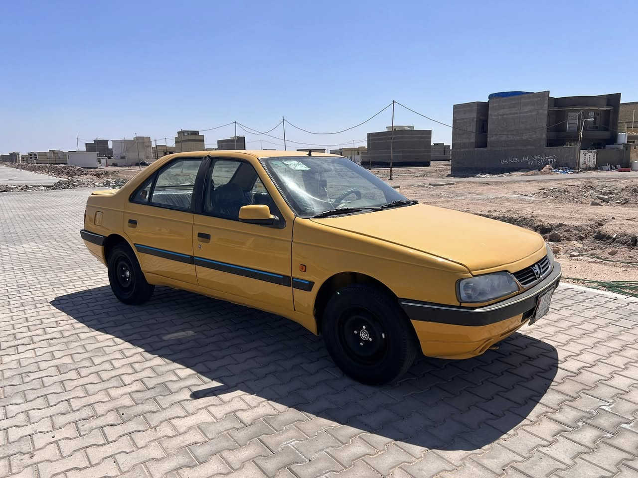 بيجو ٤٠٥ موديل ٢٠١٦ بصره تحويل 

السياره كفاله عامه من الضربه والتبديل فقط رشات صبغ اثر زنجار وجراد 
مكينه گير حداده تخم تاير جاهزه سياره من كلشي 
السعر:٣٨ 
للأستفسار:***********
