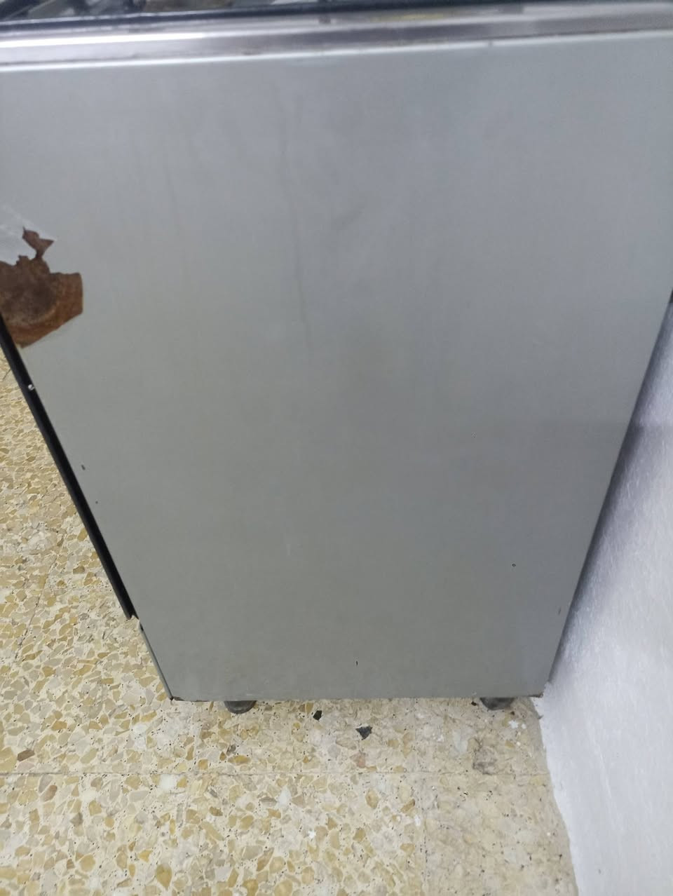 طباخ للبيع السعر 100 وبيه مجال
رقم ***********
