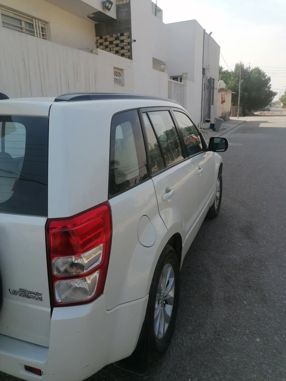 ساسوكي فيتاره خليجي للبيع ٢٠١٦ فور ويل بصمه مكفوله عدى بارد بالصوره ٤سلندر حجم ٢٤٠٠ ماشية١٦٣ كم باسمي رقم بابل مكان السيارة بالنجف الاتصال *********** السعر ١٣٠ورقه تخم تاير للبيع او مراوس سنتافي ٢٠٢٣ فول لون ابيض
