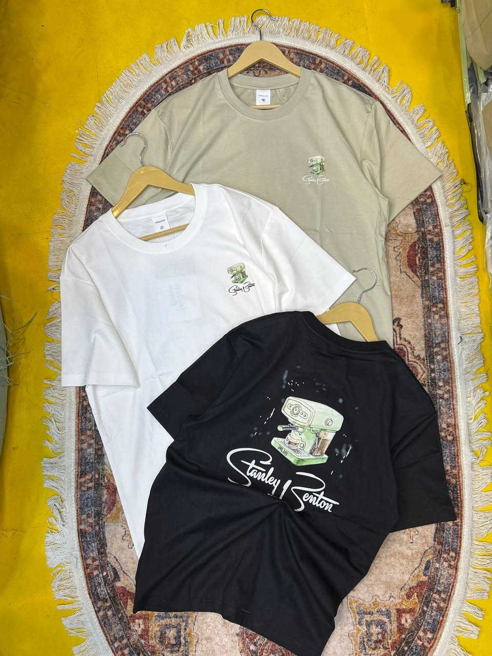 تيشيرت حلقة قطني خامة درجة اولى
قياسات L XL 2XL  3XL  4XL 

_ الشد ١٠ قطع لونين ب٥٤ الف
_ الشد ١٥ قطعة ٣ الوان ب٨٠ الف


**إذا كنت صاحب هذا الإعلان وتريد حذفه لأي سبب، رجاءا أرسل رسالة إلى الدعم الفني**