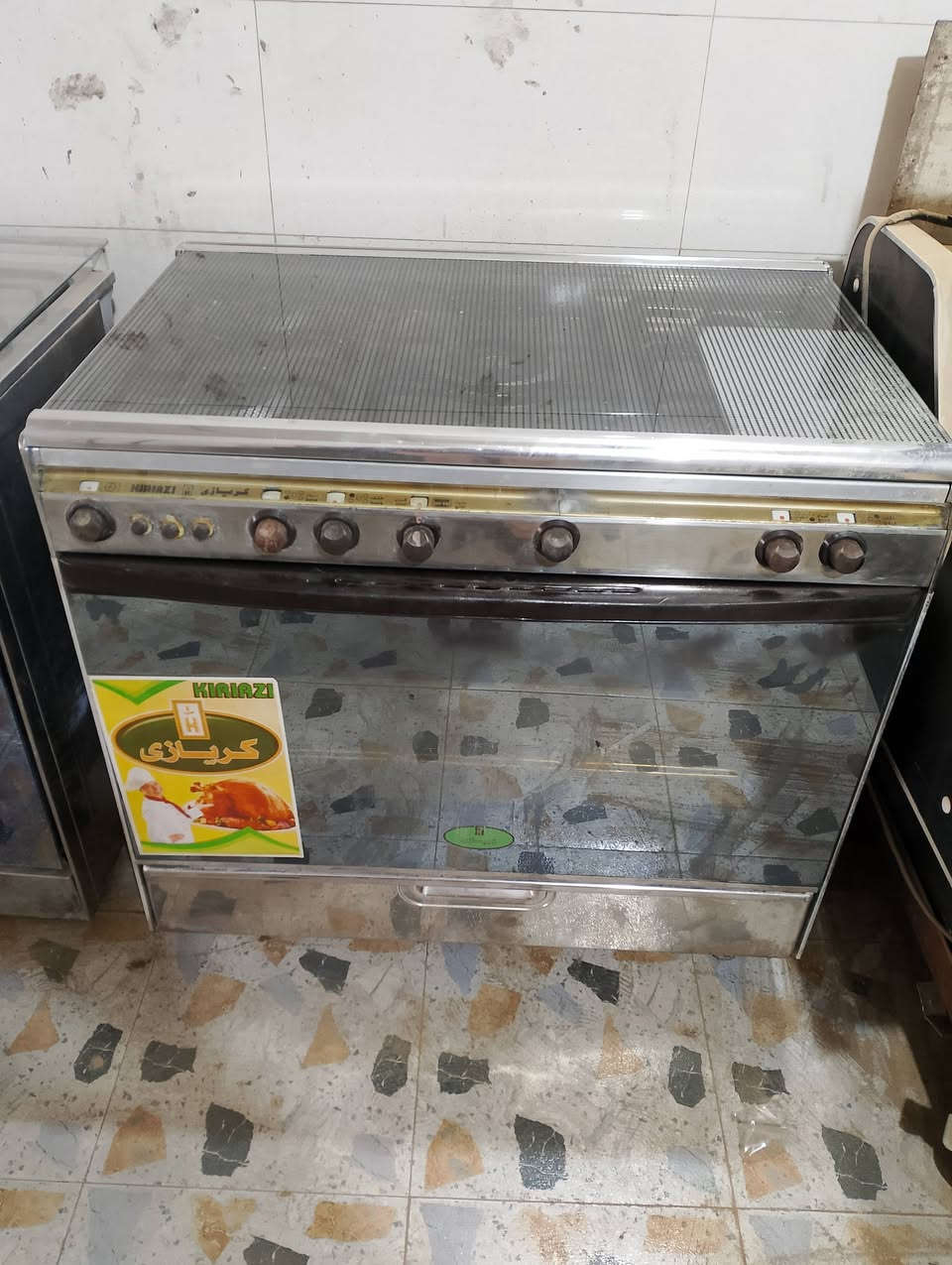 طباخ للبيع النوع كريازي الشراي يتصل *********** العنوان ديوانية قضاء الدغارة على الشارع العام
