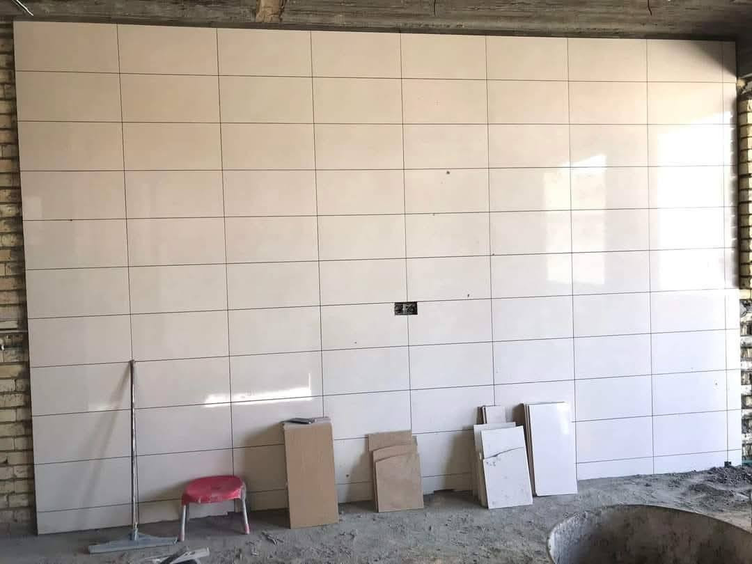 خلفه سيراميك جداري ارضي
كادر من سماوه شغل درجه اولى
شرط ومتفرغين بعد العيد ***********
