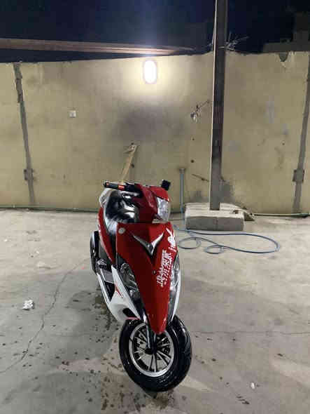 سلام عليكم ماكس مضلع حديث 2014دراجة صارله شهرين ونص نازله من رمبه دراجة نضيفه كلش جيب فيتر وتعال ختم واحد دراجة بيه تزويد خير من الله وياله نجمه ملقط رياضي يدات بريك رياضي صالنصه صچمه كاربون فايبر الياف حقيقي كلجات رياضي بلادي قطره دهن رياضي لايت زنون رماش فقط ستنان صفح رياضي هاي تفاصيل دراجة الي حب يراسلني ع واتس ***********سعر 1250وبيه مجال مكاني ديالى تقاطع الوثبه
