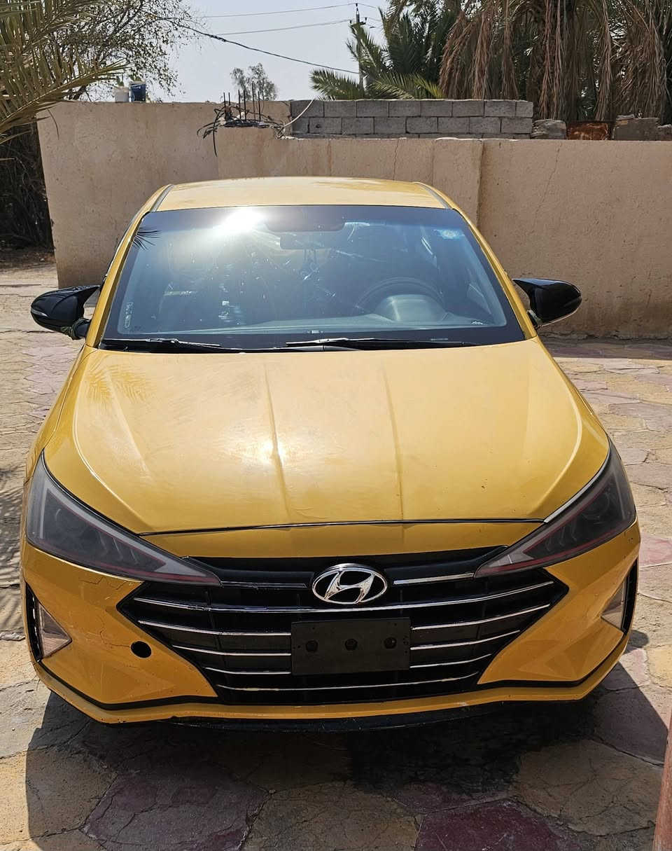 السلام عليكم 
سياره النترا خليجي موديل ٢٠١٩ 
مكينه ١٦٠٠ كير اي تي كله شرط
 رقم بابل بسمي سياره خير من الله
 دحجات جدا بصيطه 
السعر ١٤٢ وبيها مجال بصيط 
حك الجيه مراوس حسب القناعه 
اخوان رجاءا الموشراي لايعامل 
مكان السياره السماوه ب الرميثه 
رقم الهاتف ***********
