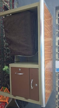 ميز مكتبة • كاونتر ٣٠ • بي مجال