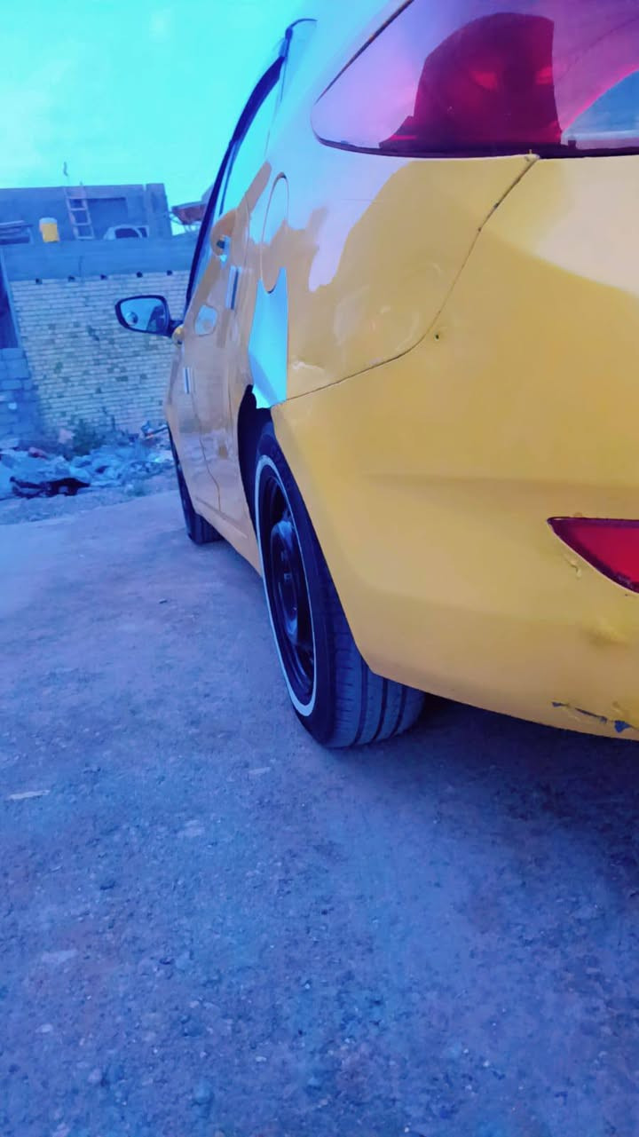 اكسنت للبيع خليجي محرك 1600 المرغوب  موديل 15سياره رقم كربلاء وترهم مراوس  جاهزه ومكفوله ماعدا بارد جاملغ امامي اسعر 84وبيهه مجال للتواصل وات ساب ***********
