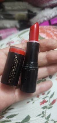 مكياج • منتجات • للبيع