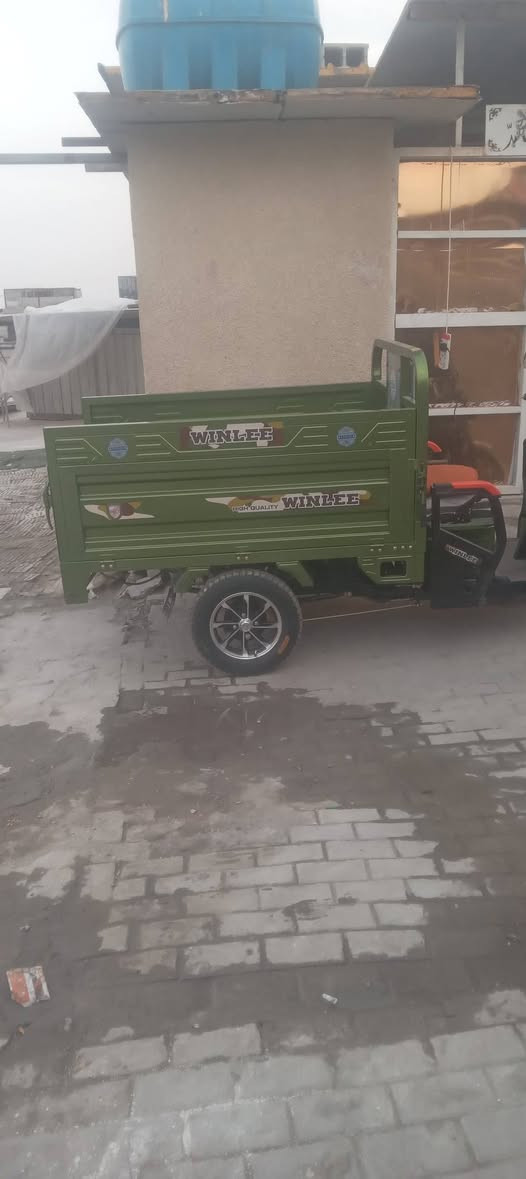 السلام عليكم ستوته شحن للبيع جديدة متانه قويه فول مواصفات العنوان مدينه الصدر قطاع صفر ساحت ام العظام   الله شاهد  بس سعر البطاريه 650  وهيه 1500 هاي مليونين و 150  رايده مليونين  رجاءن فقط الشراي  يتصل رجاءن رجاءن       ***********
