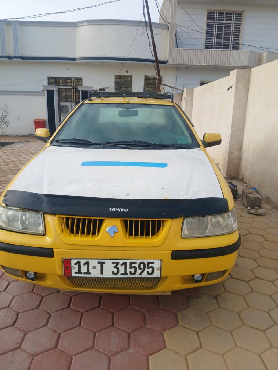 سلام عليكم سمند للبيع مصبوغه عام بدون ضربه سياره كير ومحرك مابيها شي كهربيات شاشه كلها شغاله كبل للشارع 26 وبيها مجال ***********كربلاء
