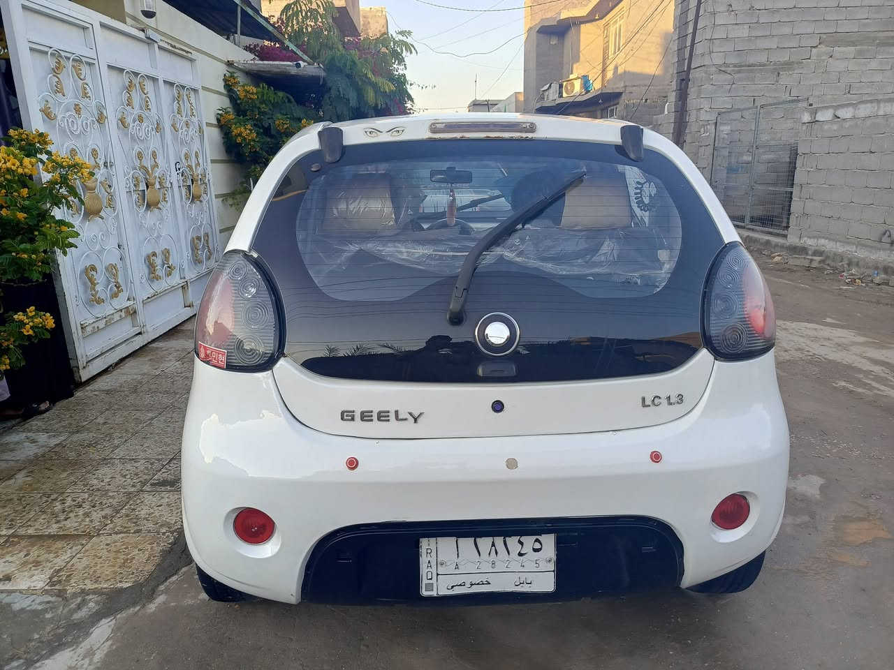 السلام عليكم سياره جيلي باندا موديل 13للبيع رقم بابل الألماني جاهزه للتحويل سياره مكفوله كير ومكينه السياره حادثه فقط جاملغ جهه اليمين نقص السياره فقط تبريد حداده 80/100 مكان السياره كربلاء السعر40 بيها مجال ***********
