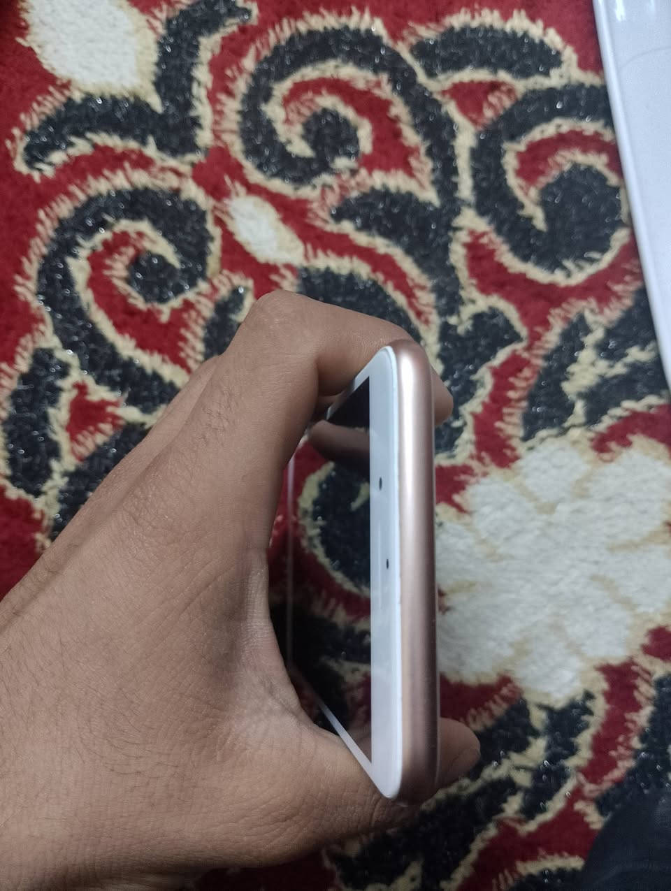 السَلٱمٌ عـَلـْيگمّ-ۈرحـْمّـٌة ٱللـّہ ﯙبُرگـّاتہ
متوفر تلفون
ايفون 8بلاص
لون كدامك
ذاكره256
باتري100+امبداله الاصليه
شاشه ابداله الاصليه
شاحنه وياها الاصلي 
السعر 125بيها مجال
موقع موصل الايسر
توصل هنا...رقم تلفون ***********
