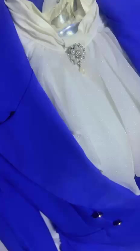 سلام عليكم عندي هاي ستر للبيع قياس ٤٠قالب ناعم سعر قطعه ١٠


**إذا كنت صاحب هذا الإعلان وتريد حذفه لأي سبب، رجاءا أرسل رسالة إلى الدعم الفني**