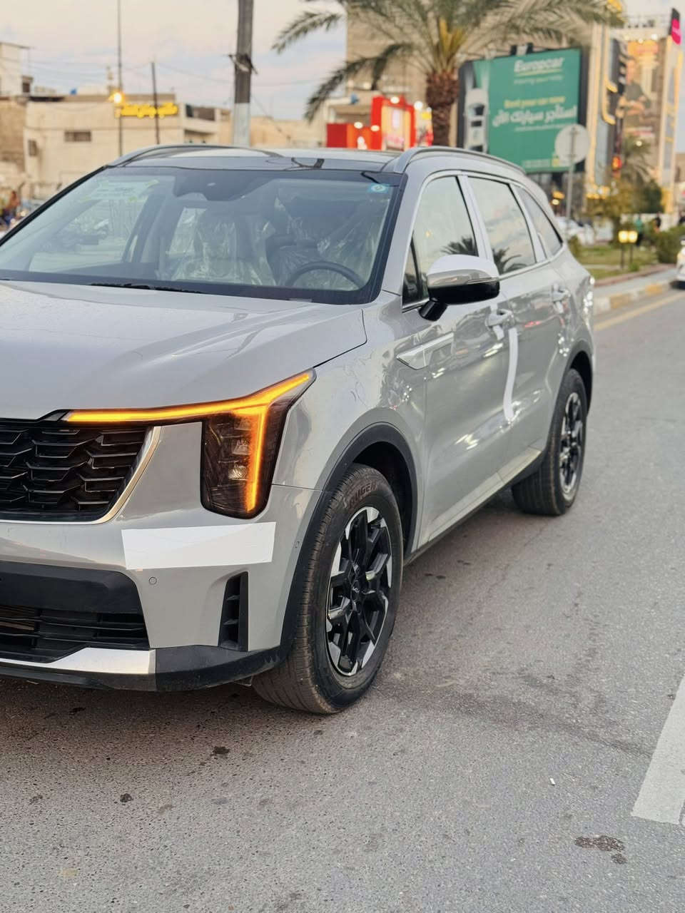 سلام عليكم سورنتو ٢٠٢٤ ماشية ٣ الف زيرو ورقم مميز فول مواصفات بيهه جاملغ وبنيد صبغ مكاني بغداد حي اور سعرهه ٢٤٨ $بيع او مراوس ***********
