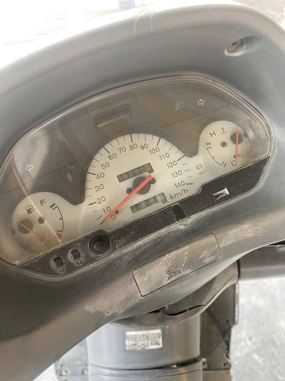 للبيع 650 الف هوندا
*********** كاملة نقص باتري
