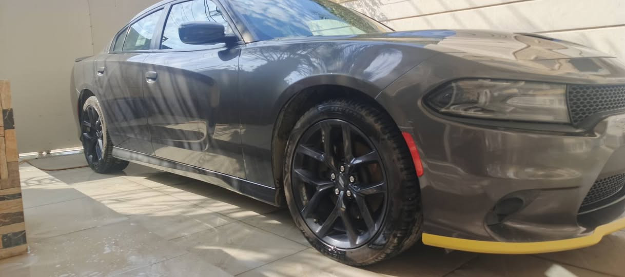 تشارجر 2021
GT super track
رمادي رصاصي 
وارد امريكي تقرير / تعمل
ماشية 58 الف كيلو متر 
مكفولة عدا رصعة موضحة بالصور  
رقم ذي قار تحويل مباشر 
سعر / $255
***********
