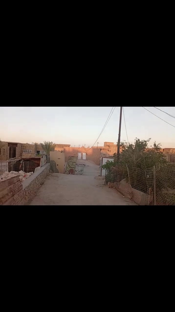 #للبيع/ كاع عل حولي ضبط الي يطلع علسد مساحتها 900 متر بيها غرف ثنين وحد للاستفسار اكثر اتصل *********** #المالك الكاع دحام عبد النومان
