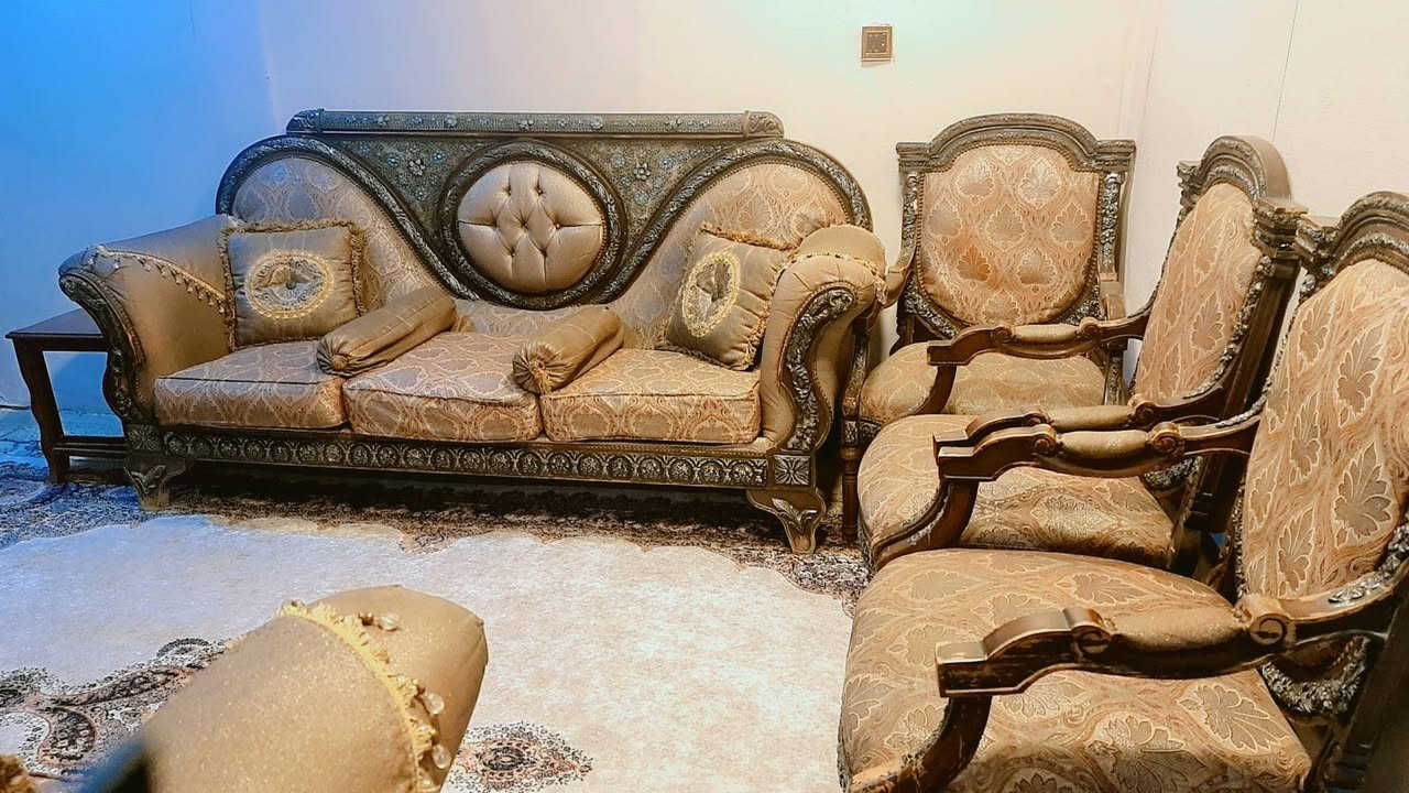 السلام عليكم للبيع  تخم خشب زان عشر مقاعد مطعم فضة وميلامين ازرق السعر النهائي للبيع مليون ونص امانة الله اخذتة 3 ملايين صار علية بس مكاني صغير والتخم كبير لهذا اريد ابيعه مكاني بغداد العطيفية قرب جامع براثا


**إذا كنت صاحب هذا الإعلان وتريد حذفه لأي سبب، رجاءا أرسل رسالة إلى الدعم الفني**