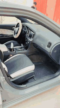 السلام عليكم جارجر 2017 رقم شمالي تريد تحويل تريد وكاله كل التفاصيل السياره موضحه بلصور السعر 192 بي مجال حك الجيه 
الاستفسار اكثر الاتصال ***********
