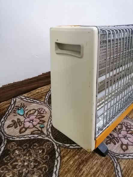 السلام عليكم ورحمة الله وبركاته جبنالكم تحفه فنيه من اندر النوادر صوبه سانيو كهرب شرط الشغل شرط النظافه كامله ما بيها نقص او عيب للبيع السعر خاص مكان موصل يوجد توصيل كافه محافظة العراق وهذا رقمي *********** موجود واتساب علاء هذا الرقم
