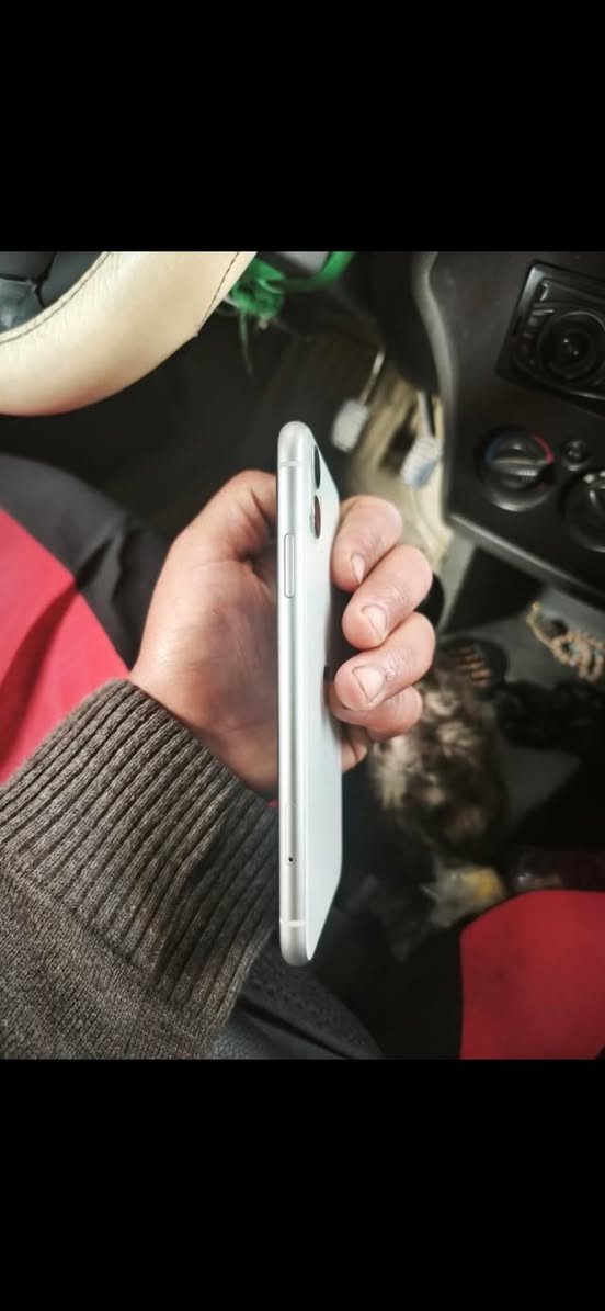 السلام عليكم 11 عادي ذاكرته 128 بطاريته 76 مكفول كفاله عامه لا مفتوح ولا ملعوب بي السعر. 300 مجال بصيط كربلاء


**إذا كنت صاحب هذا الإعلان وتريد حذفه لأي سبب، رجاءا أرسل رسالة إلى الدعم الفني**