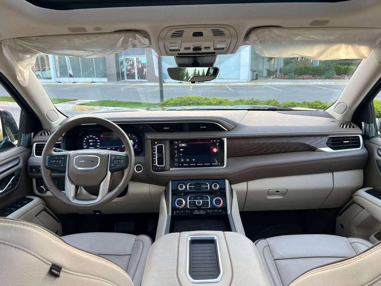 GMC - DENALI🦅
موديل ٢٠٢٤

ماشية: ٢٤ الف كيلو حقيقى
ضمان شركة المنصور

بدون صبغ ، بدون شخط ،
 بدون رصعات ، بدون بارد ، بدون تبديل
حتى دعاميات  بشرط بدون صبغ ✴️

“،”،”،”،”،…….،”،”،”،”،”

محرك كير بشرط مامفتوح 
كفاله عامه من دعاميه ل دعاميه

 ❇️❇️

السيارة كلش كلش حلوة نظيفة مرتبة لوك لوك 💫

•••••••••••

GMC - Denali

‎حجم المحرك : 6.2 لتر 
‎عدد الاسطوانات : 8 سلندر 
‎القوة الحصانية : 420 حصانية 
‎الكير بوكس : 10 سرعات 

<<<<<<<>>>>>>>

مواصفات 🔻

‎نظام هيدروليك 
‎دخول ذكي للسياره ( بصمة )
‎شاشات خلفية
‎دفع رباعي دبل
‎دوسات كهرباء
‎شاشه اماميه كبيره
‎شاشات عدد 2 خلفيات
‎كامرات 360 درجه 
‎كامرا خلفيه بالمرايه
‎بانوراما طكتين
‎شاحن واير ليس
‎كشنات جلد
‎كشنات كهرباء
‎كشنات خلفي منفصل
‎رادار تحديد مسار
‎رادارات جانبيه
‎رادار امامي
‎ثلاث قطع تبريد
‎هيترات بالكشنات تدفئه تبريد امامي خلفي
‎دوسات كهرباء تفتح ويا الباب
‎بصمه + بصمة ابوب 4
‎صندوك كهرباء
‎فورويل 4x4
‎هند بريك بصمه
‎استيرن كهرباء
‎اتو ستوب
‎حساسات خلفي امامي
‎كشافات
‎لايتات لد + فول زنون
‎بكلايت لد خلفي
‎كشنات الخلفيه كهرباء
‎سبعه راكب
‎داتا شو
‎هيتر بالاستيرن
‎فول تحكم ستيرن

‎وبعد بيه مواصفات هواي والدنيالي معروفة مواصفاته فول الفــووول 💯

سعرها:655$ بيهه مجال قليل
***********☎️
***********
📍مكانها سليمانية بغداد, العراق
