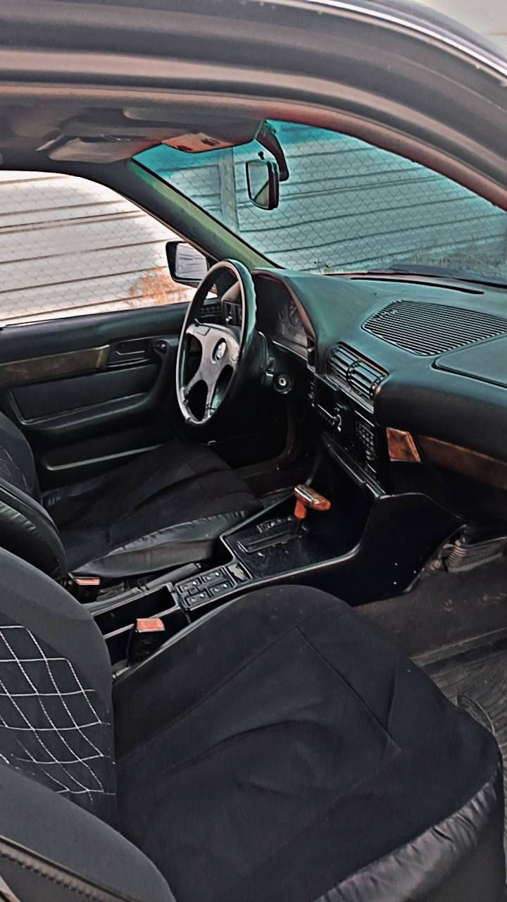 بي إم 535 للبيع السياره جاهزه  بمعنى الكلمة تراي وين ما يعجبك السياره باسمي تحويل ثاني يوم السعر 55بي مجال ***********
***********
***********    واتساب

يرهم مراوس حسب القناعه شعندك نزل
