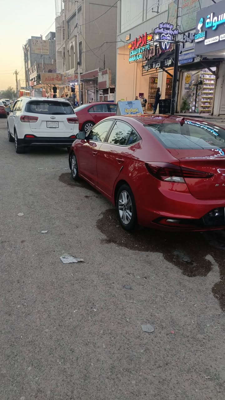 السلام عليكم هونداي النترا 2020
هونداي النترا 2020 
وارد امريكــي محــرك 2.0  دوش  مواصفات Value  Edition  الفئة الثالثة لون دم الغزال  شاشة اعطال تحديد مسار نقطة عمياء حساس تنبيه 3 وظعيات قيادة (normal,sport,smart) تحكم ستيرن  عدادات وتحكم بالحساسات  شاشة كار بلي سيارة  مفولة مواصفات عدا الفتحة والبصمة اهواي مواصفات بعد .
رقم ديـالـى ، محرك وكير بشرط ،ظرر جامرلغ وبنيد  سونار مرفق بالمنشور ،  حدادية صدر تايرات كلة جديد ، تبريد تدفئة  فول  سيارة ما متعوبة وما مشتعلة تكسي ماشية 94 الف حقيقي   سيارة كلش حلوة بالواقع احلة من الصور مكان السيارة ديالى بعقوبة  لل إستفسار :
***********
***********
