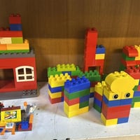 مكعبات • ليكو/دوبلو • ١٠٠+قطعة