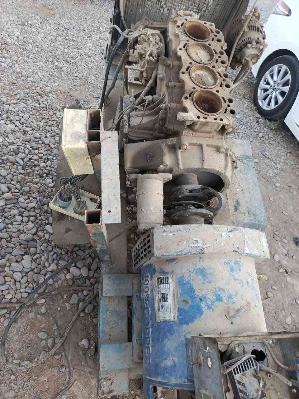 مولدات عدد 2 بيركنز 4 و كيا 2700 متروكات غراض الكيا موجودات سعرهن مليونين مكان ديالى. ***********
