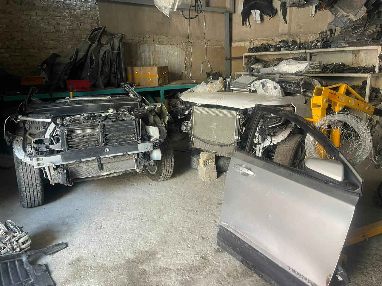 بيت الشوفر2..
لتجارة قطع غيار جميع سيارات الشوفر...لبيع المواد الاحتياطية والتفسيخ لسيارات الشوفرليت ( الماليبو / امبالا /جي ام سي اكاديا/ جي ام سي تيران / شوفر اكونكس/ )...
يتوفر توصيل لكافة محافظات العراق ...
العنوان : بغداد - الشيخ عمر - مدخل ساحة الطيران - الفرع الاول على اليمين - المحل الرابع .
اتصال واتس اب الرقمين  ..مرتضى الساعدي ***********. ***********
***********
